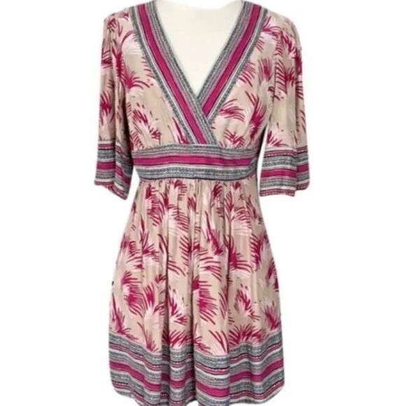 Vintage 100% Silk Betsey Johnson Pink Mini Dress Size 4 Boho Tropical Print EUC - Picture 1 of 6